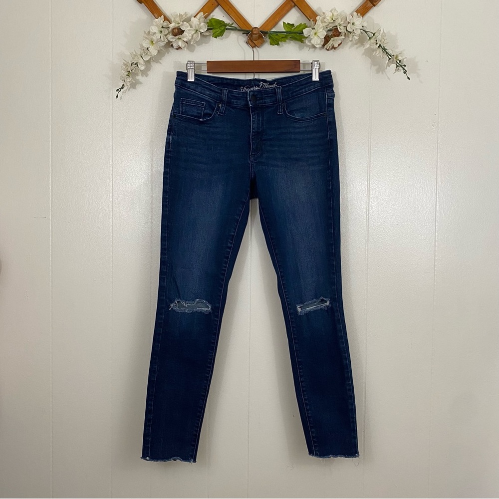 Universal Thread sz:8/29R Dark Wash Denim Ripped Distressed Skinny Jean Raw Hem